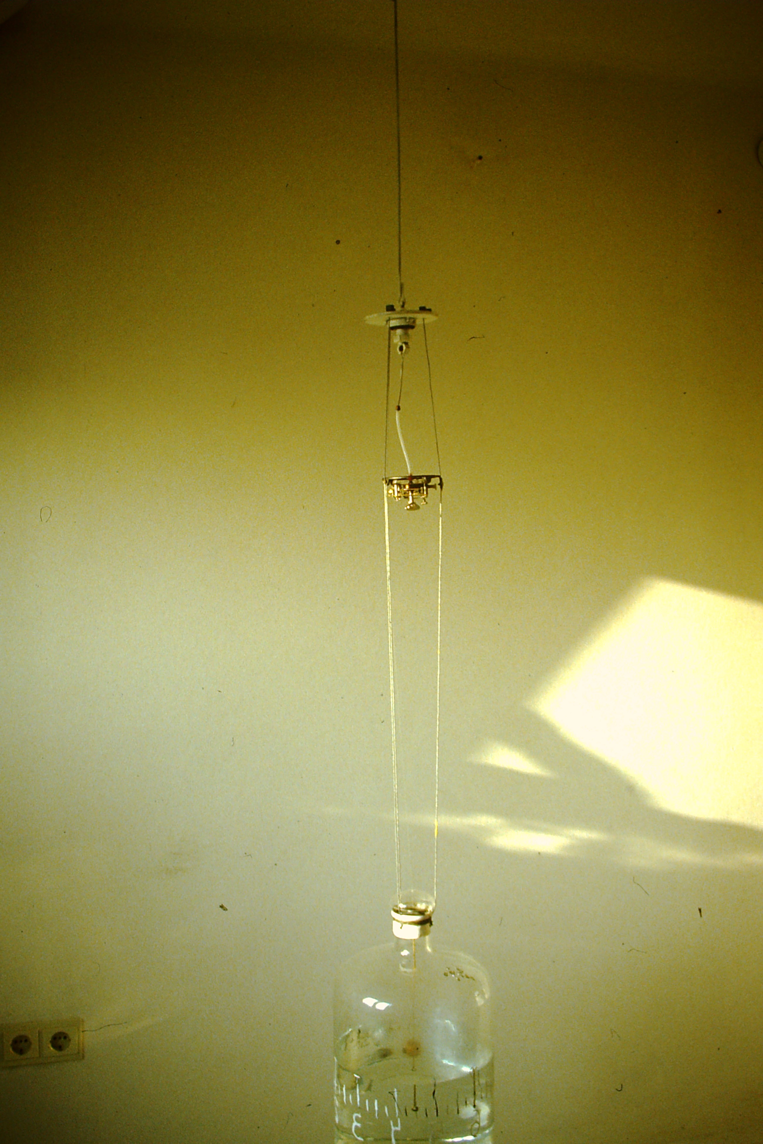 0.about:timeline:1982:mob-erdmagnet-solo1.jpg