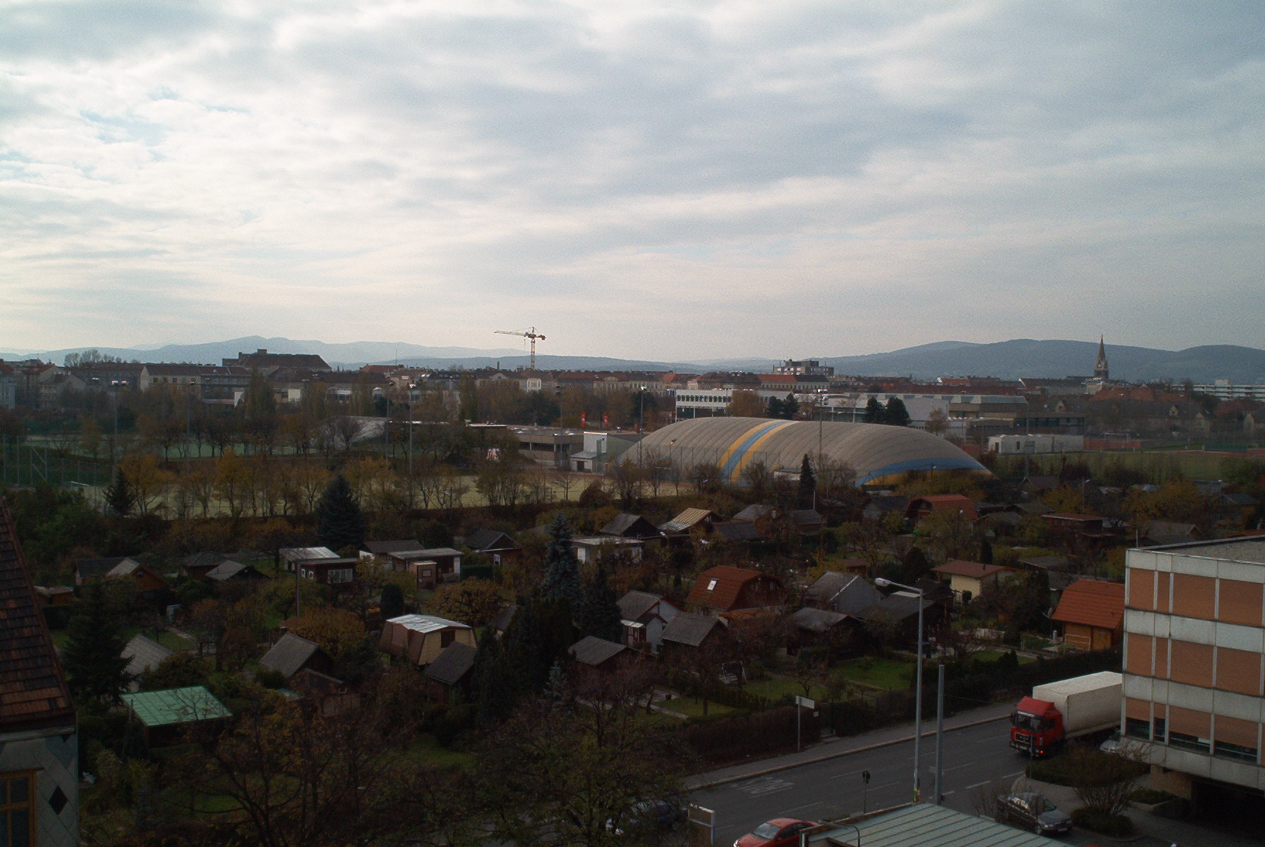 0.about:timeline:2001:funkort-ung-at:pics:pics-pa03:alle:pa3-sw.jpg