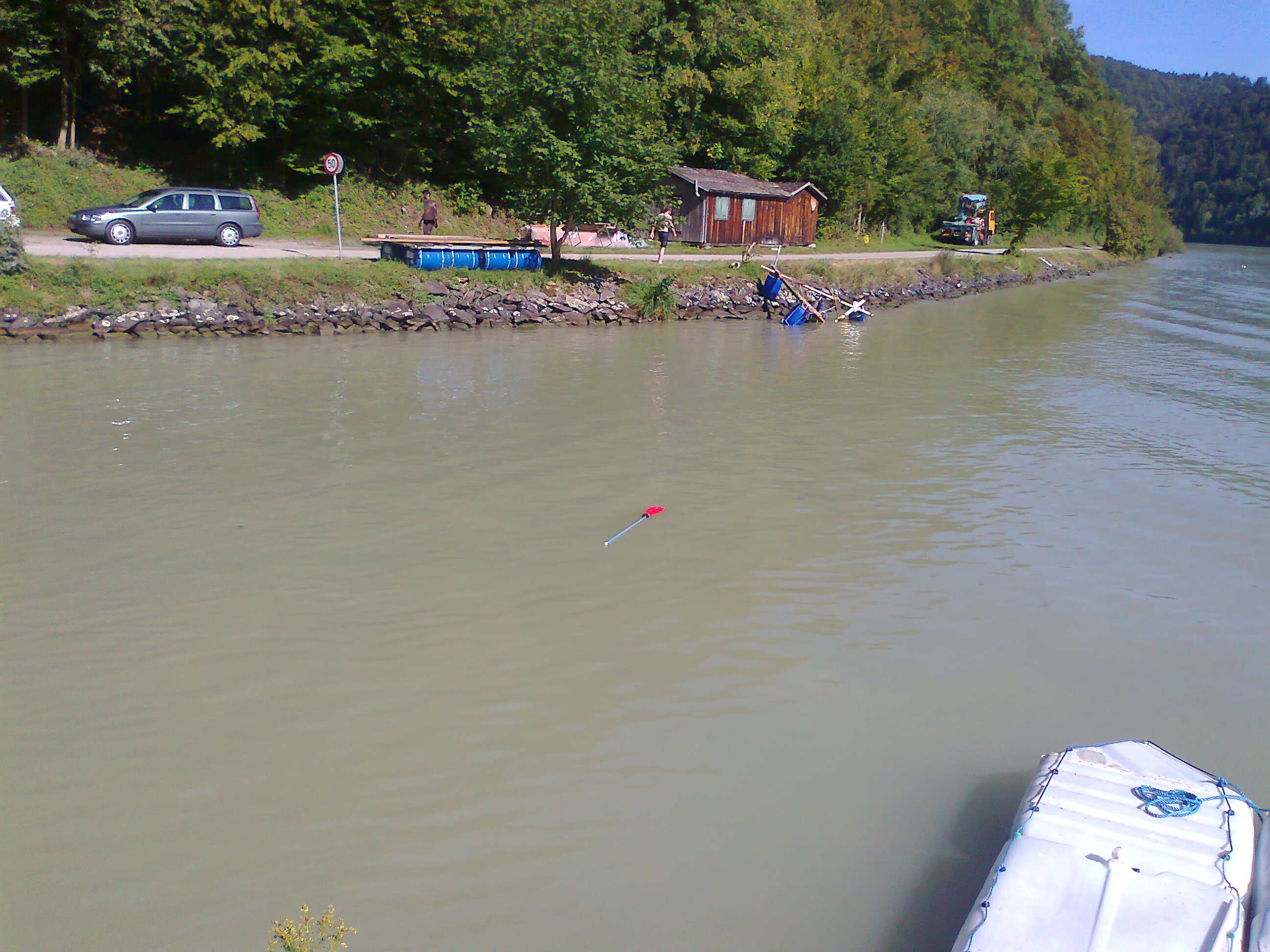0.about:timeline:2011:20110908-floating-village:foto0103.jpg