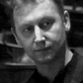0.about:timeline:2012:2012-backup-bilder-olivia:20120214:medienkunst:versorgerin:helmut-mark.gif