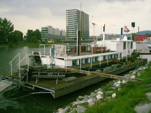 0.about:timeline:2012:2012-backup-bilder-olivia:20120214:winterhafen:eleonore:el-winterhafen-laende.jpg