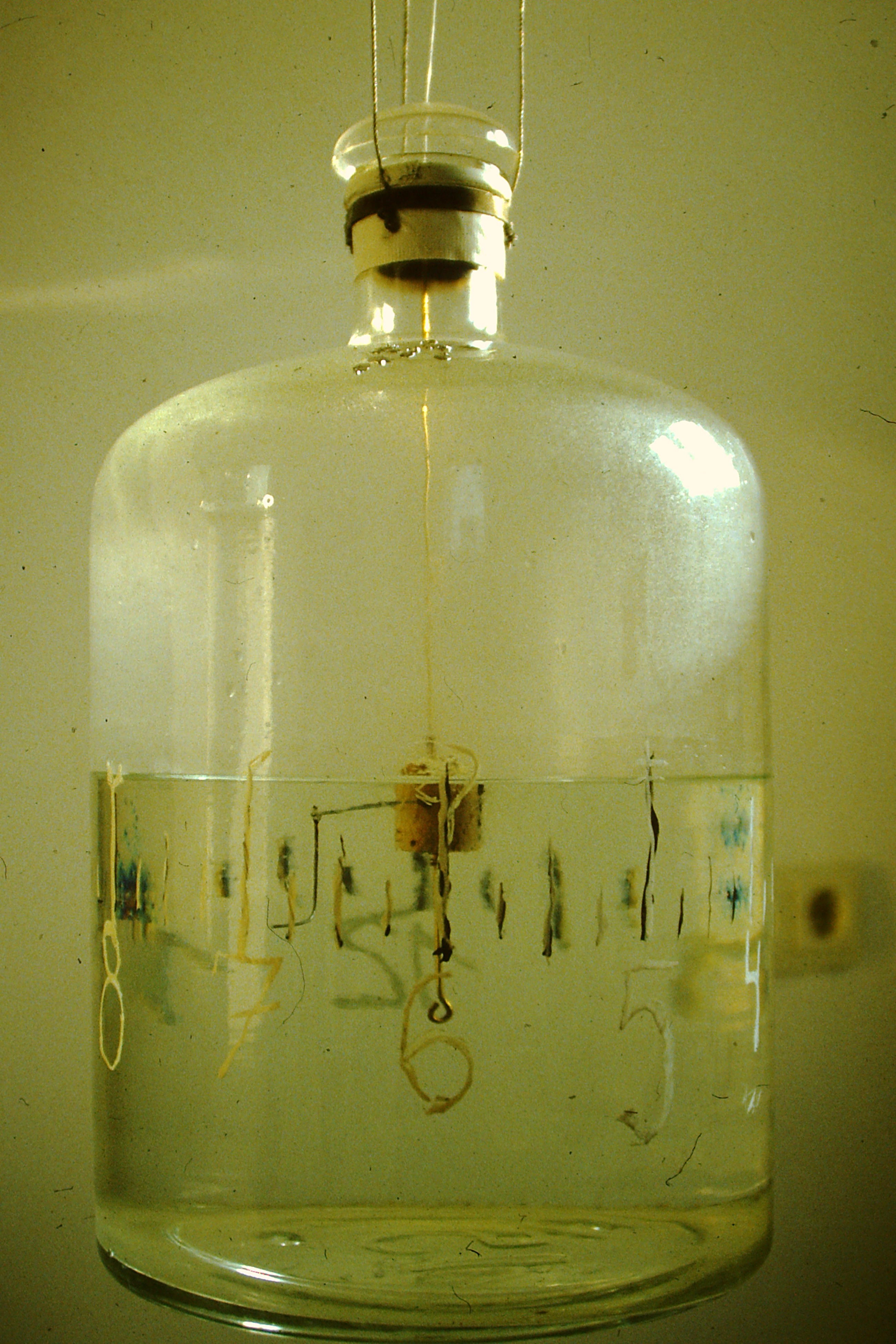 timeline:1982:mob-erdmagnet-detail.jpg