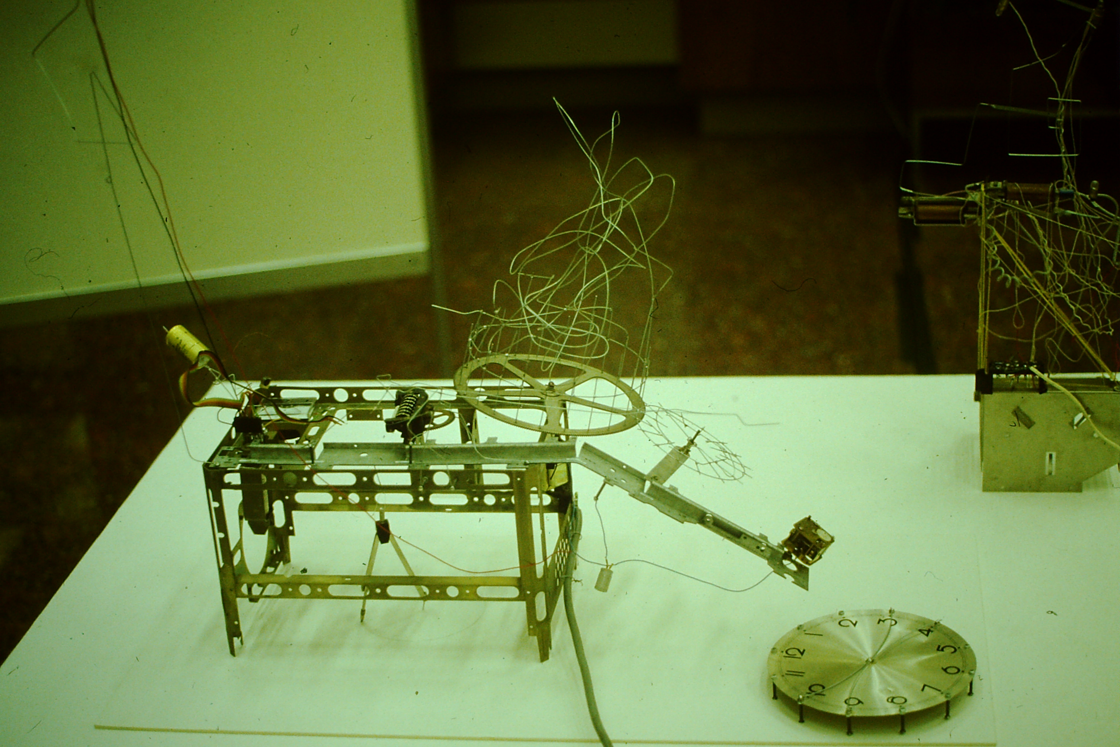 timeline:1982:timerobot.jpg