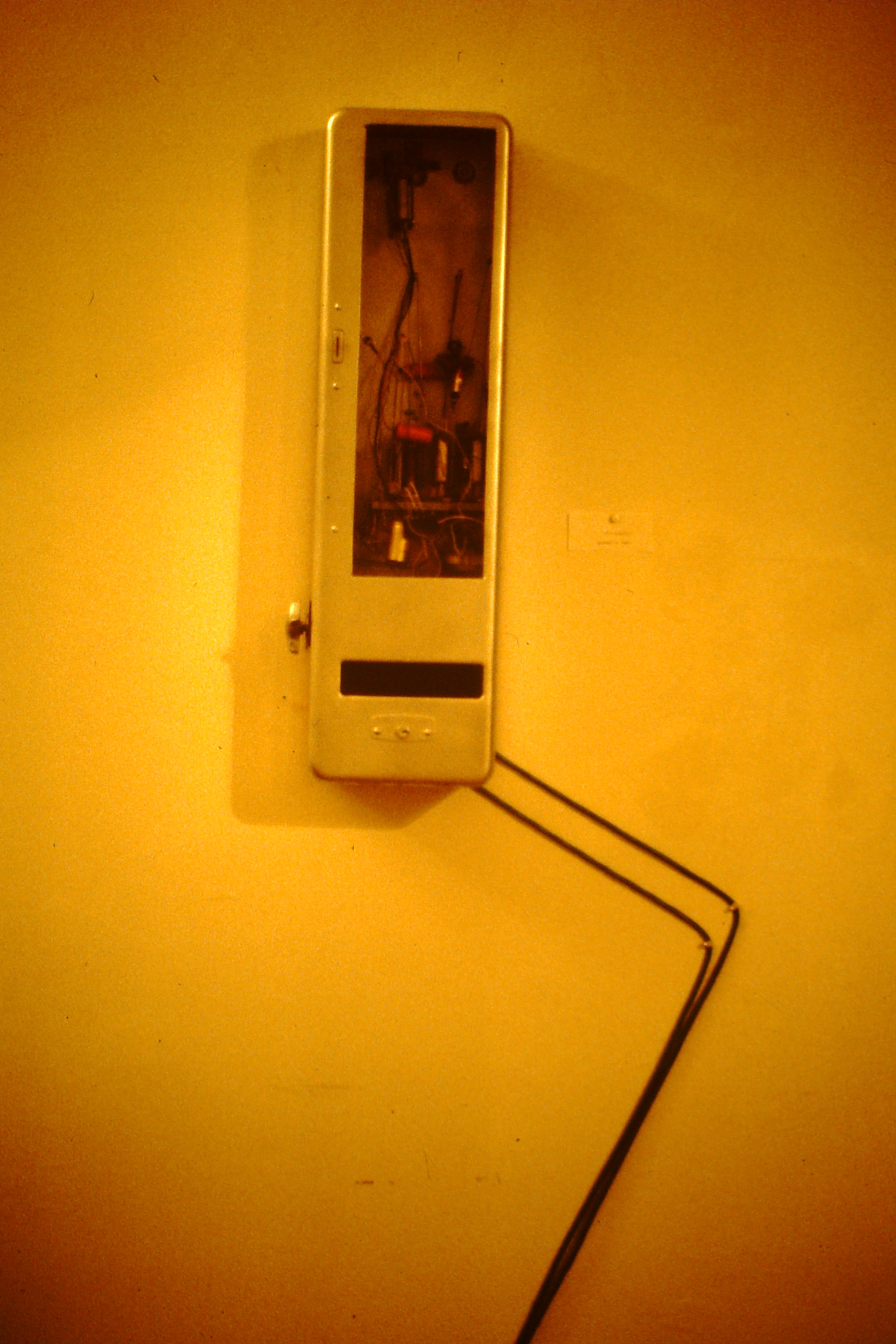 timeline:1984:2atsmachine2.jpg