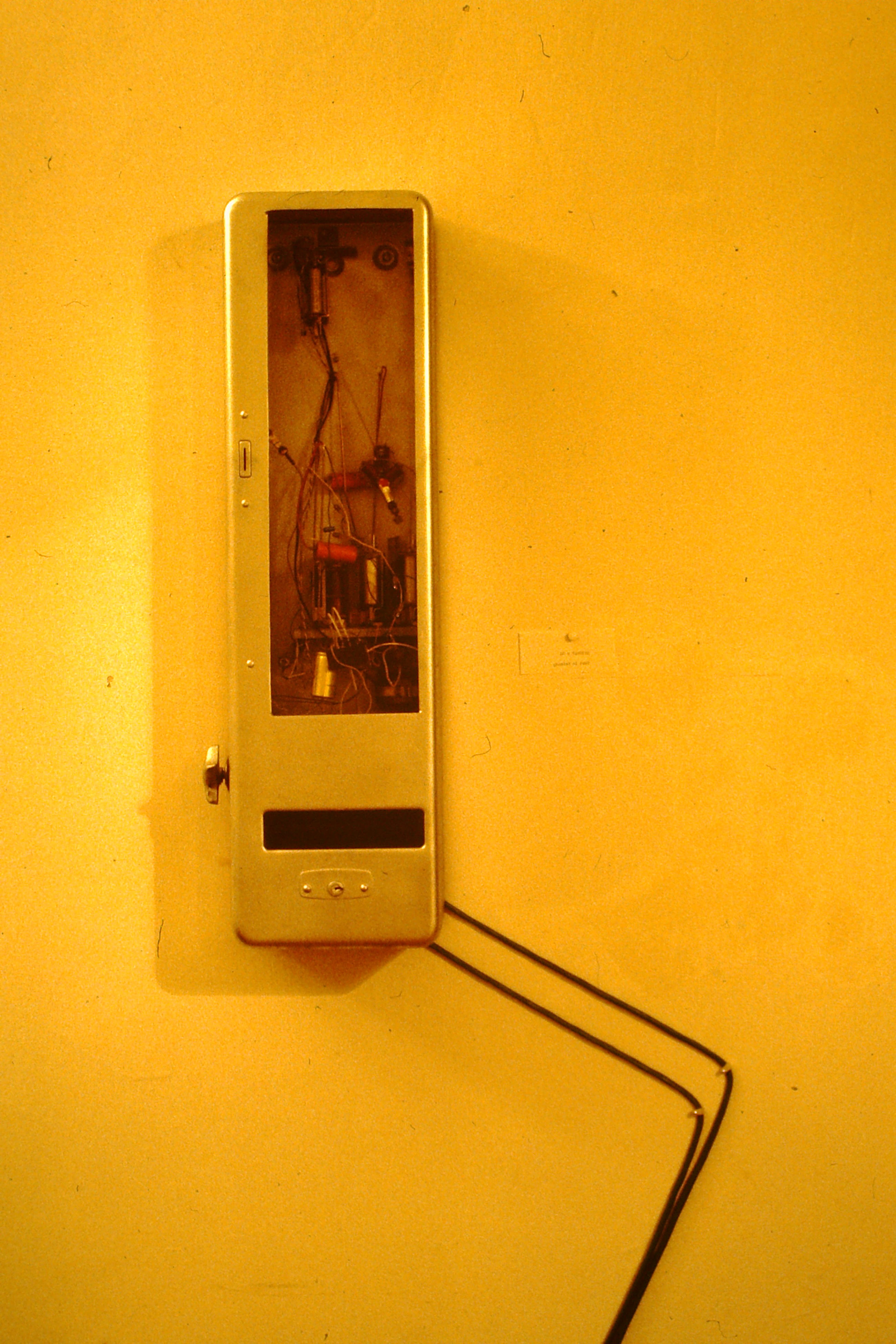 timeline:1984:2atsmachine3.jpg