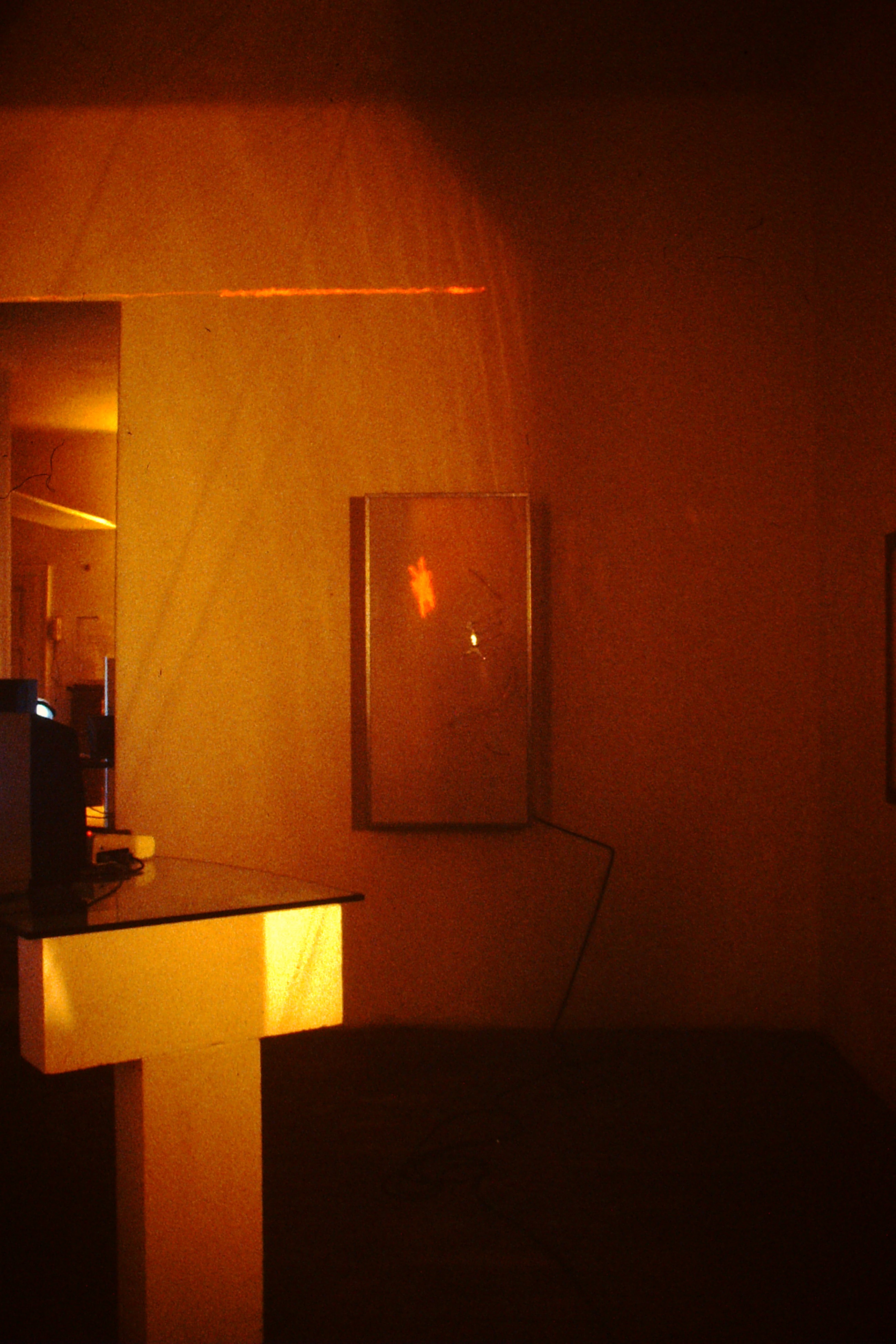 timeline:1986:exhib-v-v.jpg