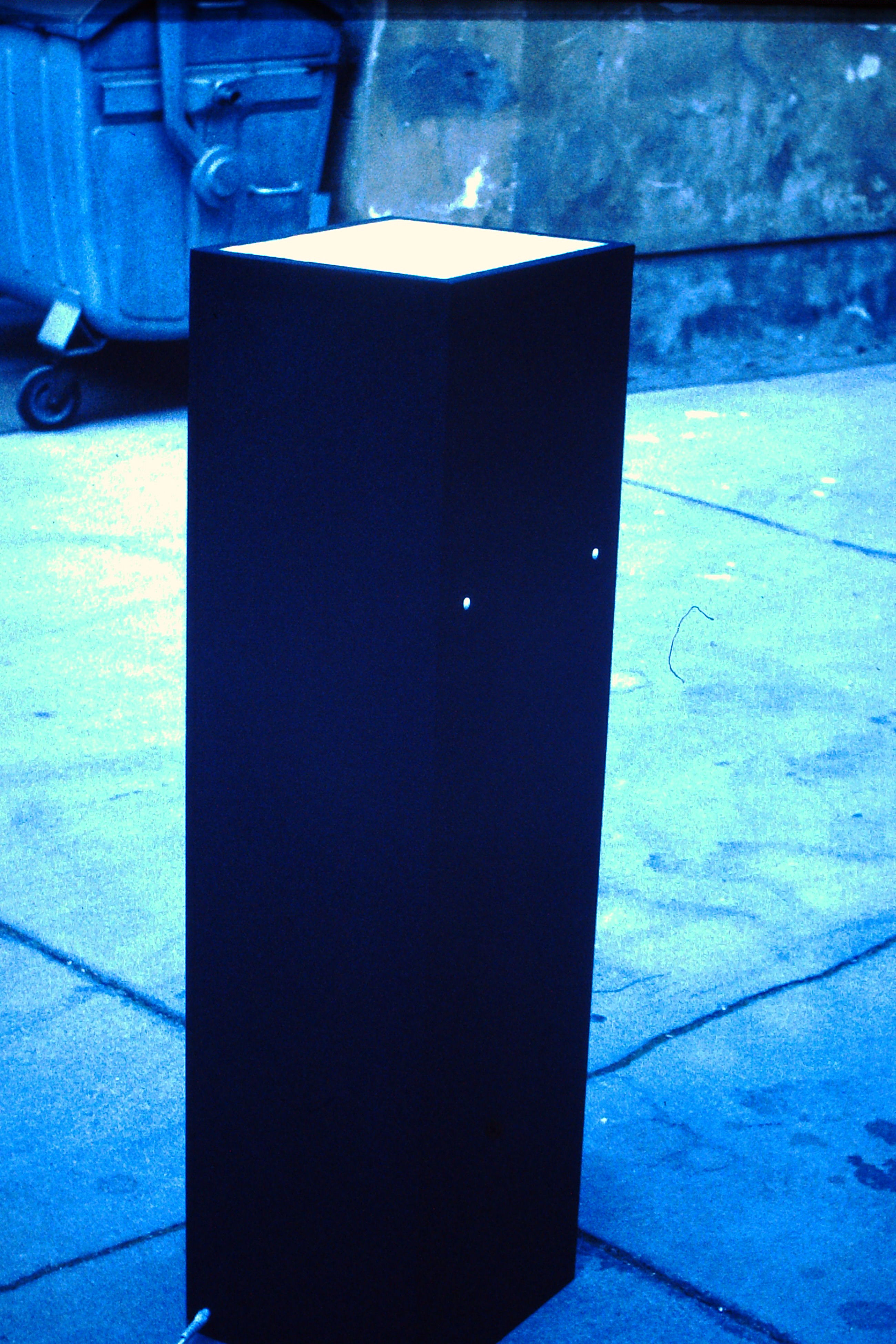 timeline:1987:shadowbox.jpg