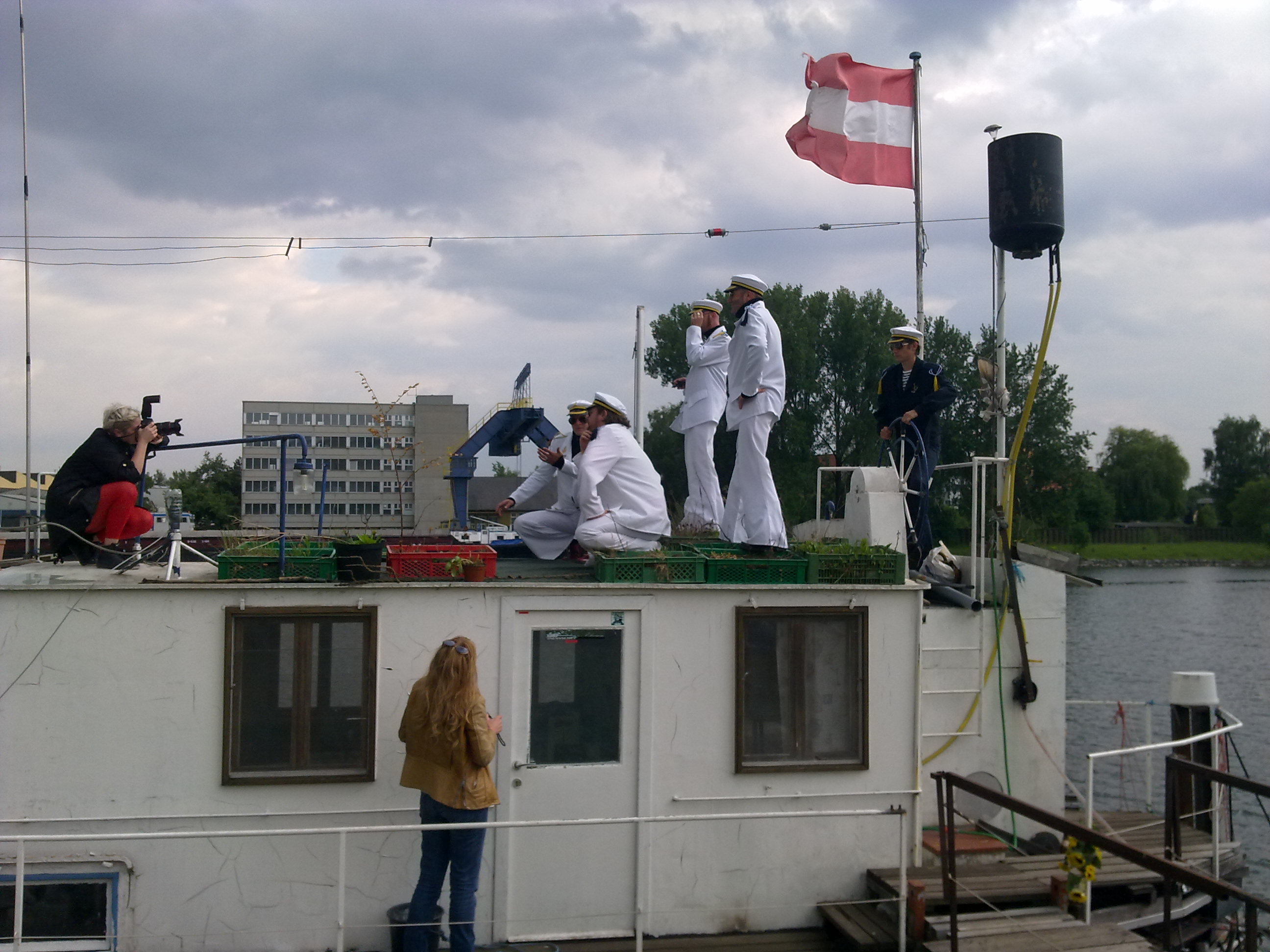 timeline:2011:20110521-fino-ele-shoting-juv:15052011239.jpg