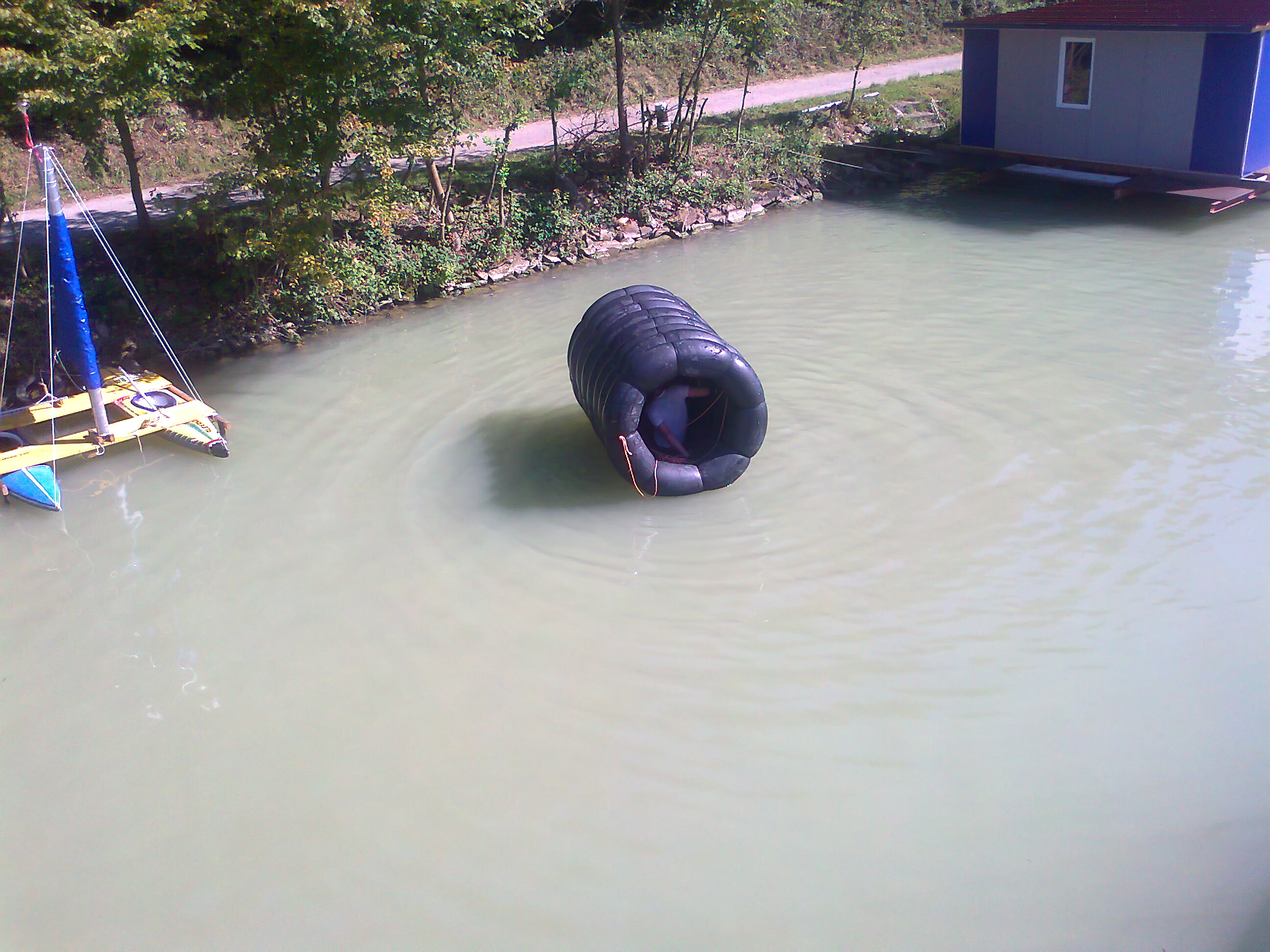 timeline:2011:20110908-floating-village:foto0079.jpg