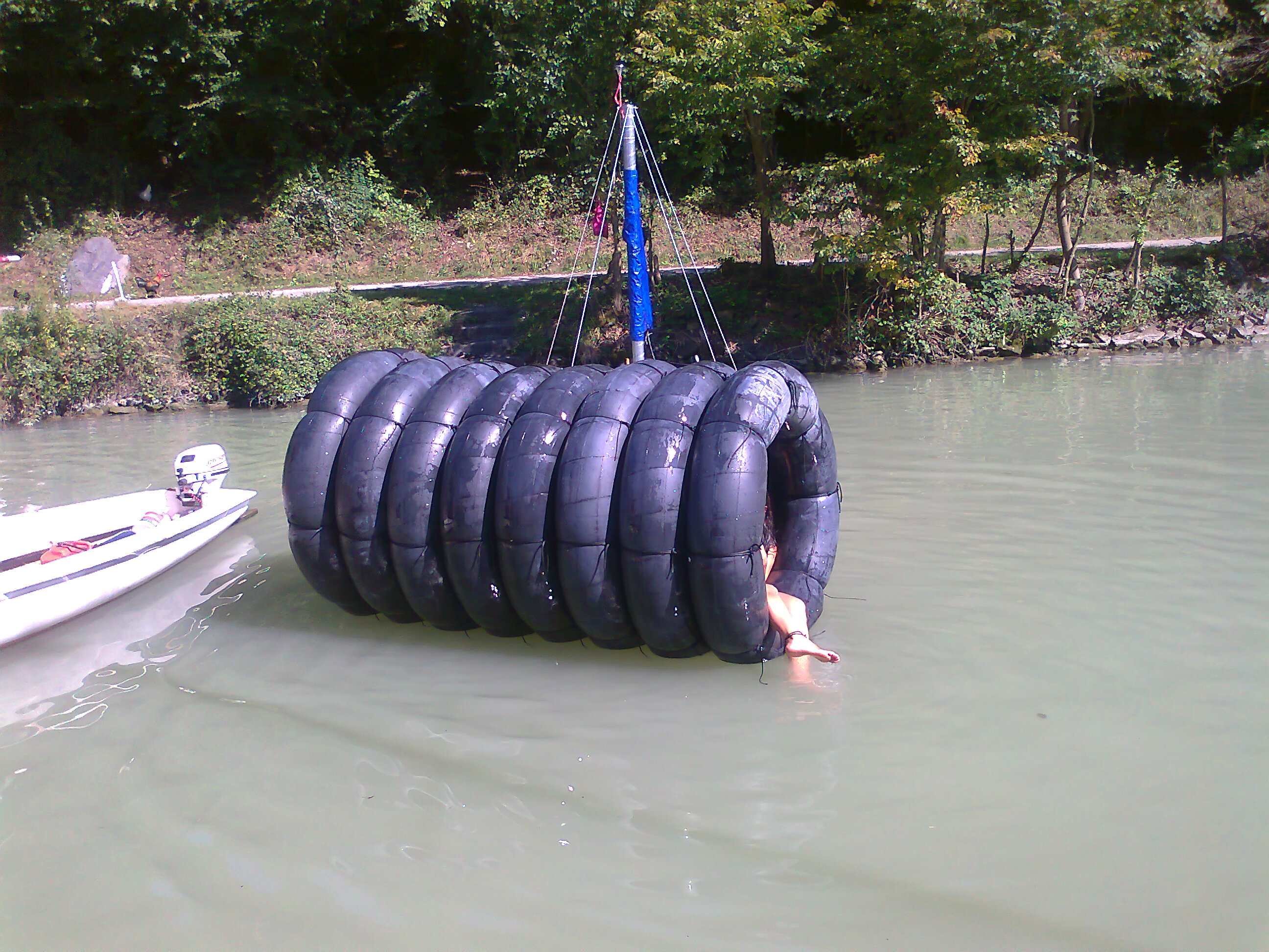 timeline:2011:20110908-floating-village:foto0087.jpg