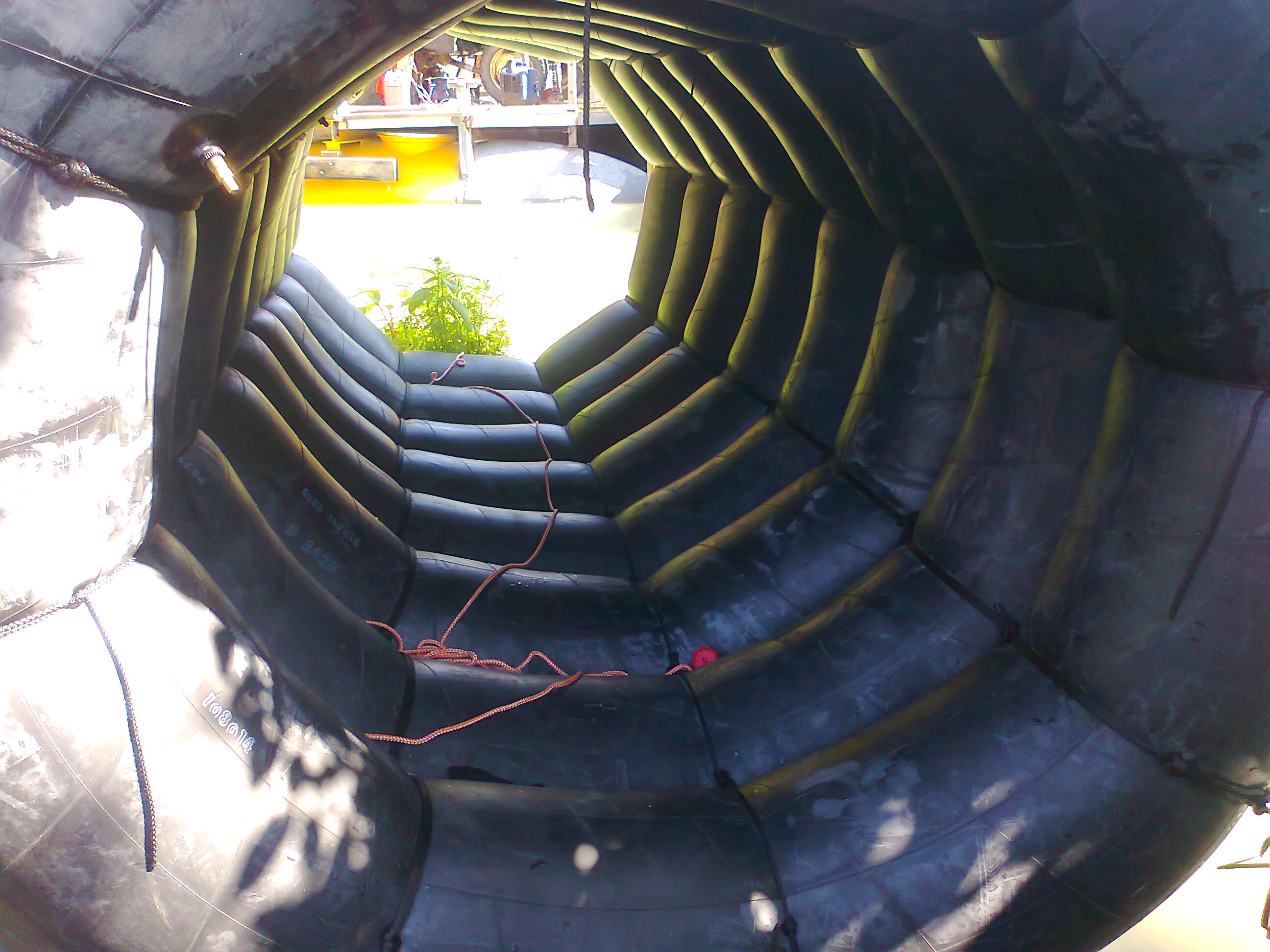 timeline:2011:20110908-floating-village:foto0099.jpg
