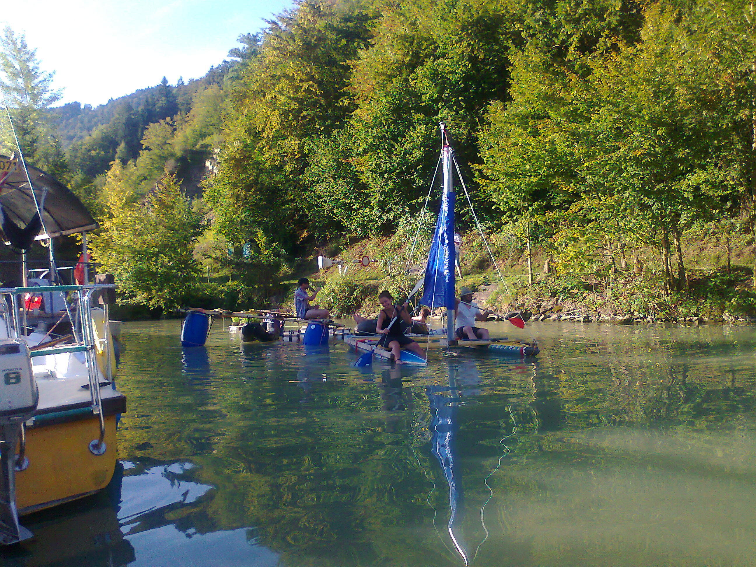 timeline:2011:20110908-floating-village:foto0106.jpg