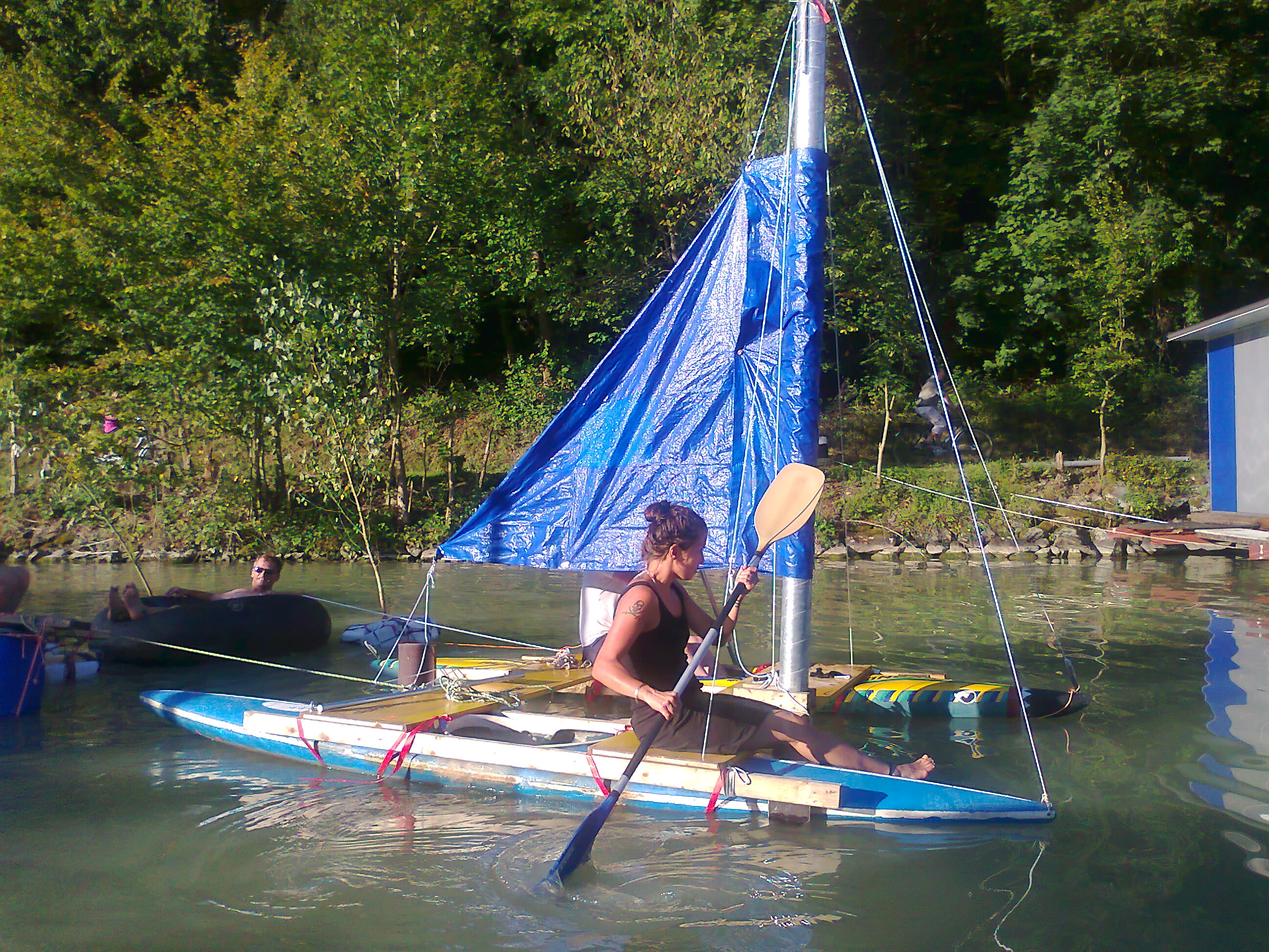 timeline:2011:20110908-floating-village:foto0108.jpg