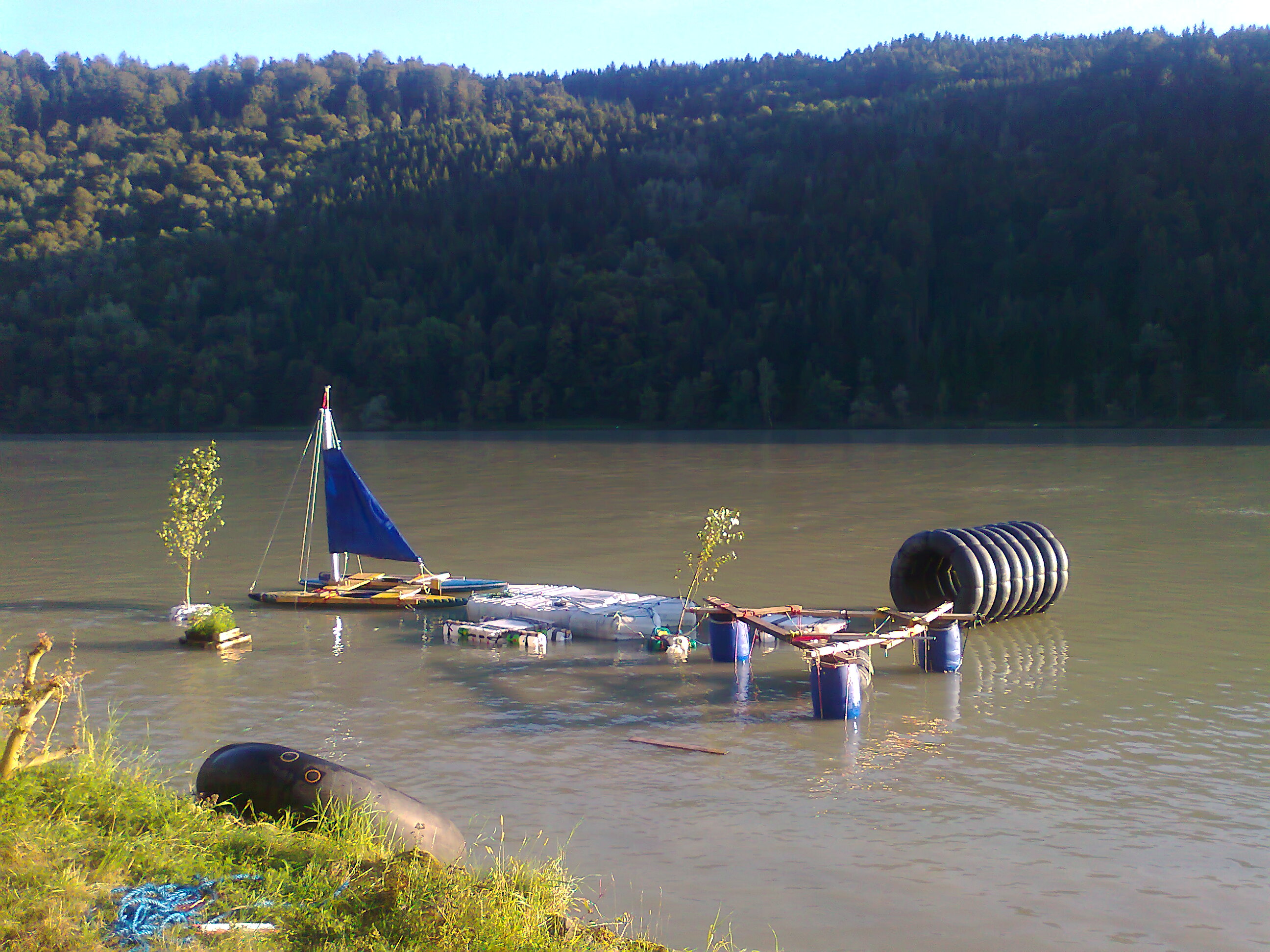 timeline:2011:20110908-floating-village:foto0113.jpg