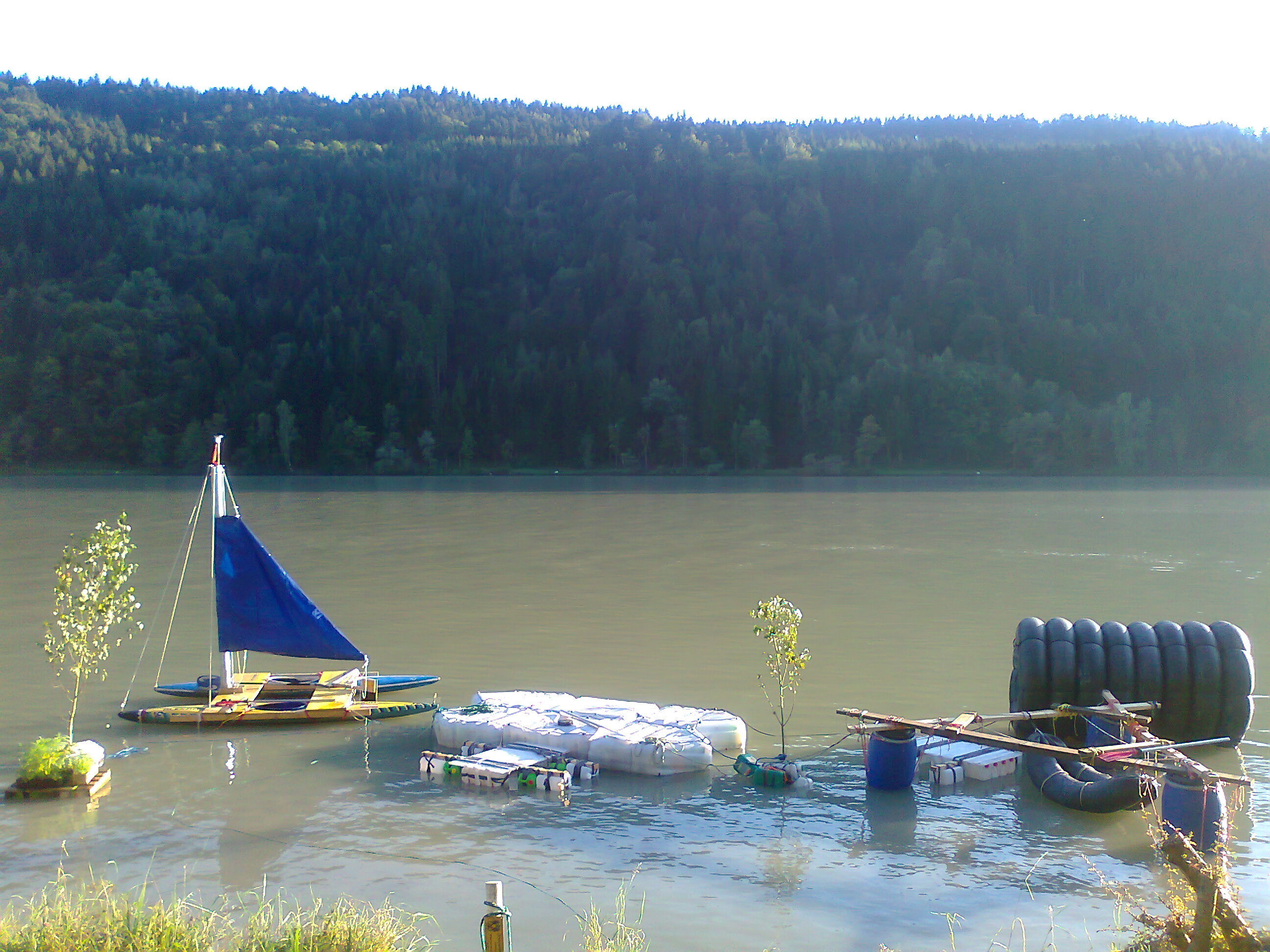 timeline:2011:20110908-floating-village:foto0116.jpg