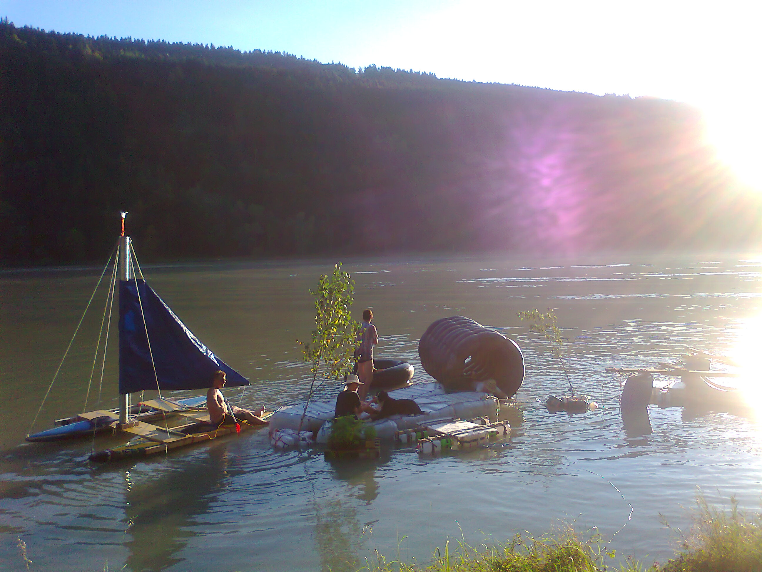 timeline:2011:20110908-floating-village:foto0125.jpg