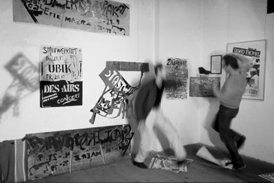 s208.JPG - 24782 Bytes